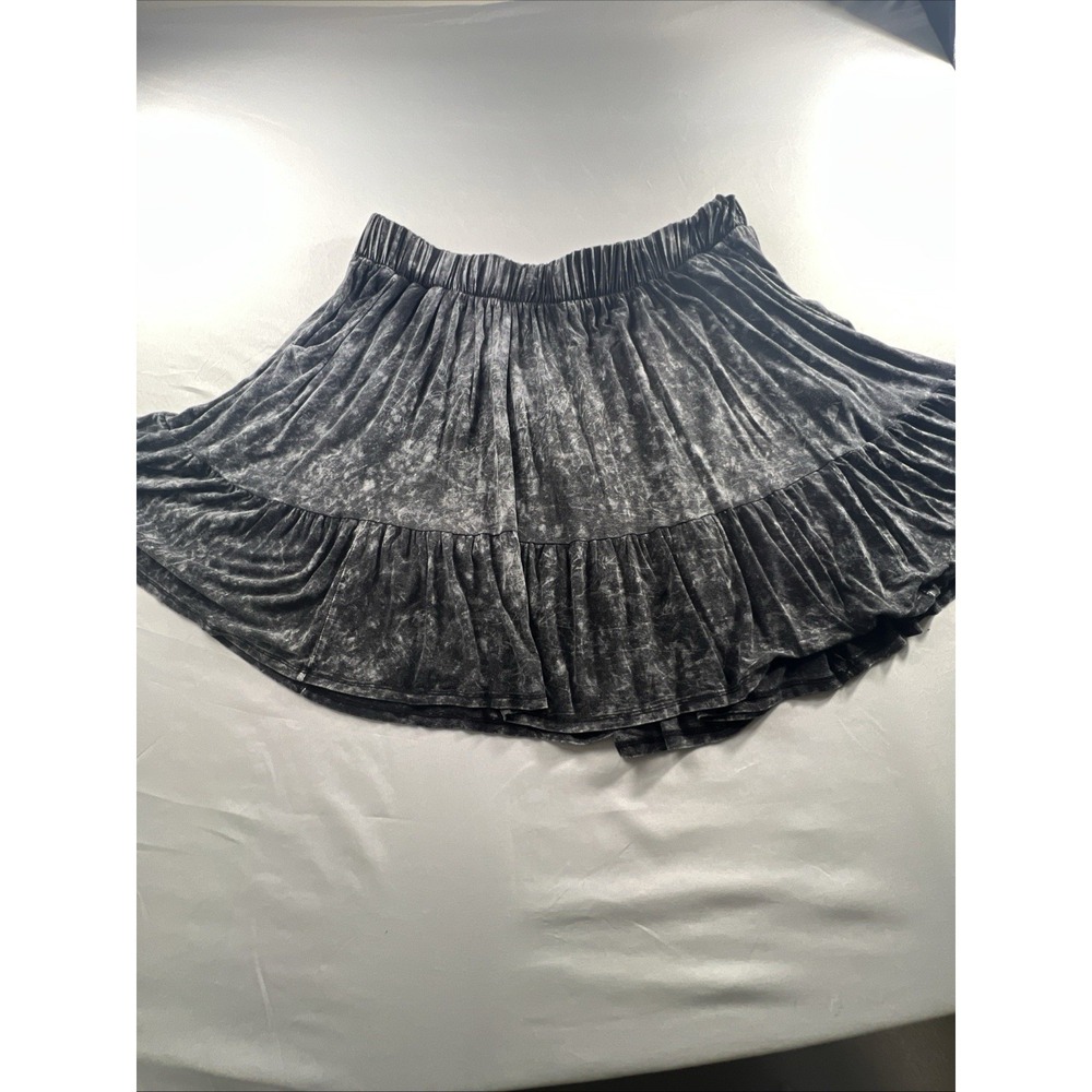 Torrid Skirt Womens 2X 18-20 Black Super Soft Knits Tiered Ruffle Mini Skater - Picture 7 of 8